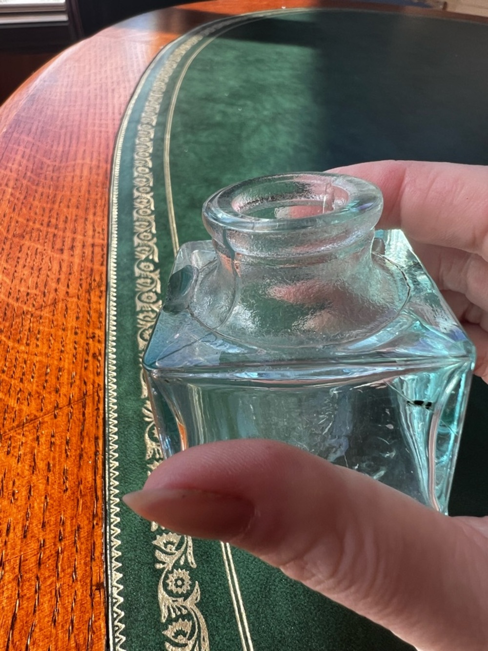 Antique Vintage Glass Sanford’s Inkwell With Glass Stopper Top - Picture 3 of 12